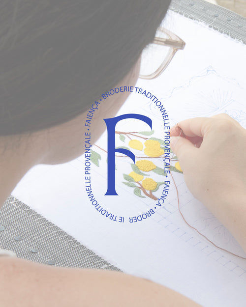 Carte cadeau Faïença, broderie artisanale à offrir
