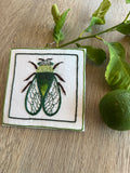 Broderie Cigale Faïença, motif provençal brodé main sur tambour
