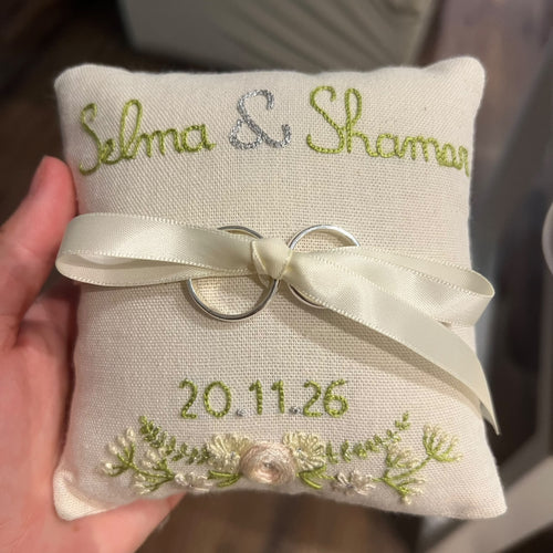Broderie personnalisée sur tambour - Prénom + motif floral ou fruité | Cadeau naissance fait main